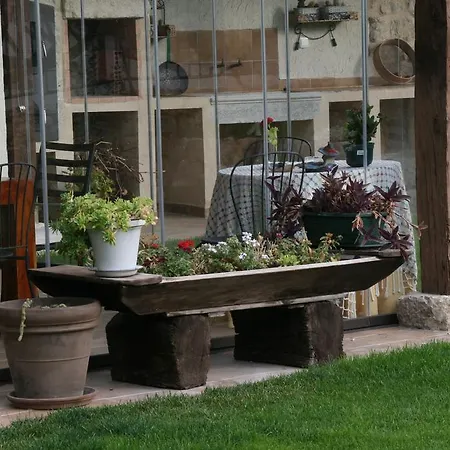 La De Casitas Bed & Breakfast Ampudia