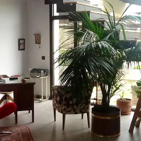 Bed and Breakfast La De Casitas
