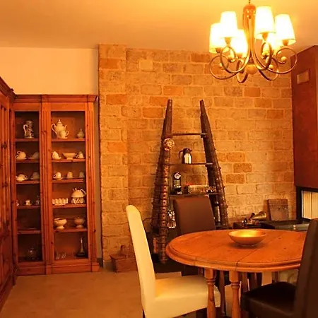 La De Casitas Bed and Breakfast Ampudia