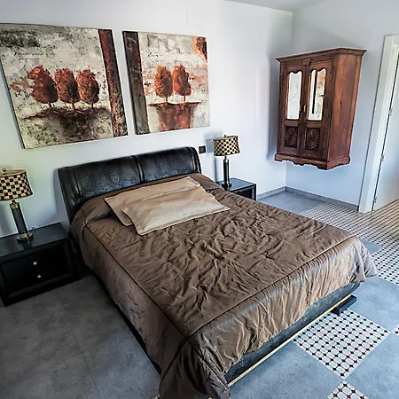 Alojamento de Acomodação e Pequeno-almoço La De Casitas 4*