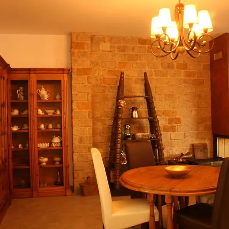 La De Casitas