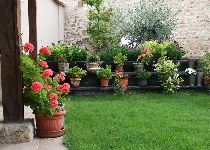 住宿加早餐酒店 卡斯塔宾馆 Ampudia